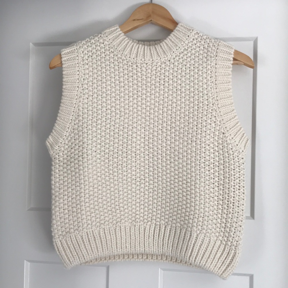 NWOT Knit Sweater Vest